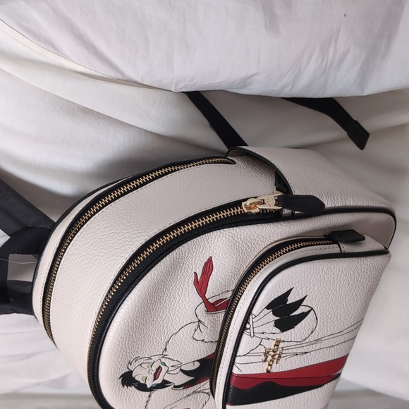 Coach CC158 Disney X Mini Court Backpack With Cruella Motif Gold/Chalk Multi - Picture 3 of 16